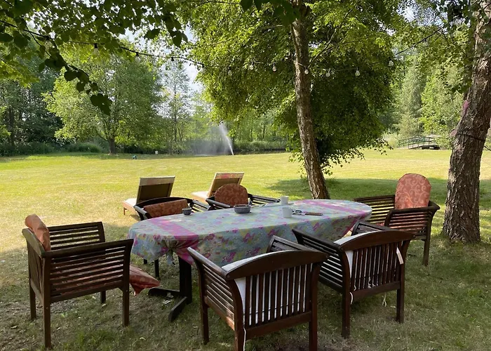 Komfortowy Dom W Lesie